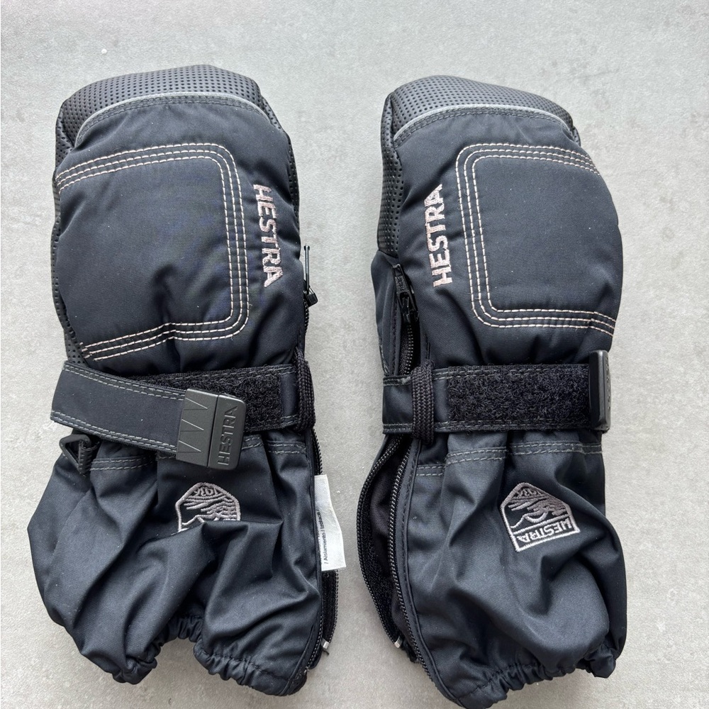 Hestra Long Mitten size 4